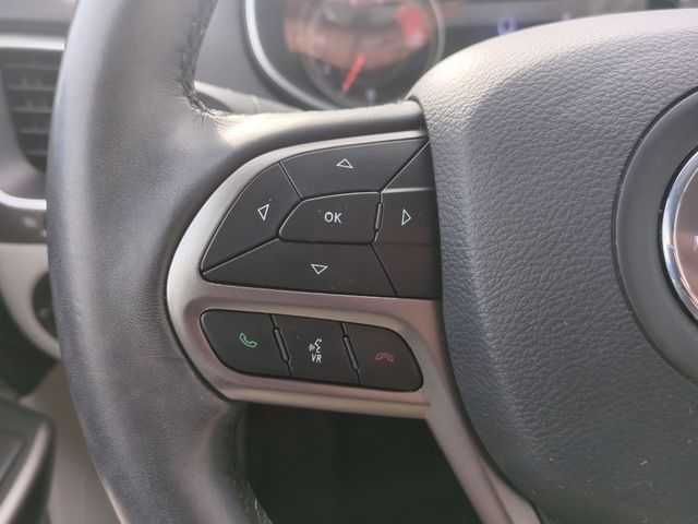 Thumbnail: 2021 Jeep Cherokee - 30