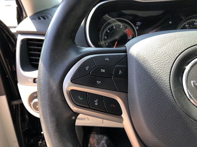 Thumbnail: 2021 Jeep Cherokee - 24