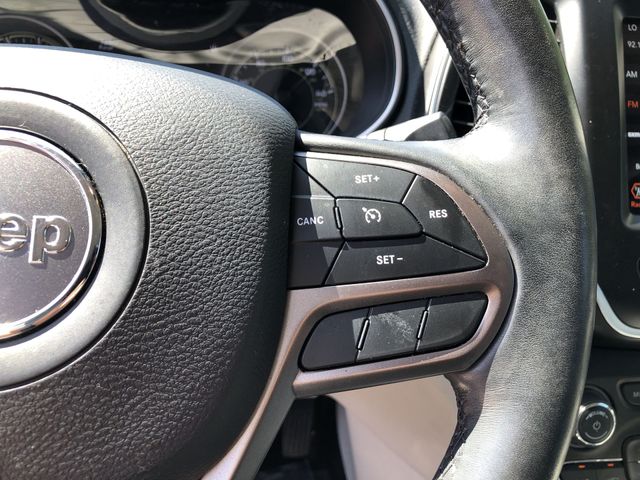 Thumbnail: 2021 Jeep Cherokee - 25