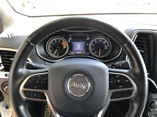 Thumbnail: 2021 Jeep Cherokee - 12