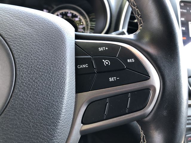 Thumbnail: 2021 Jeep Cherokee - 27