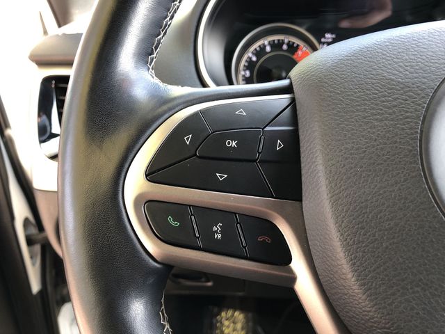 Thumbnail: 2021 Jeep Cherokee - 26