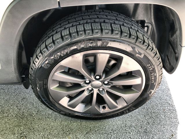 Thumbnail: 2021 Jeep Cherokee - 7