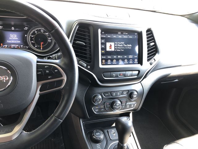 Thumbnail: 2021 Jeep Cherokee - 8