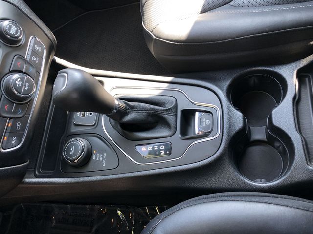Thumbnail: 2021 Jeep Cherokee - 14