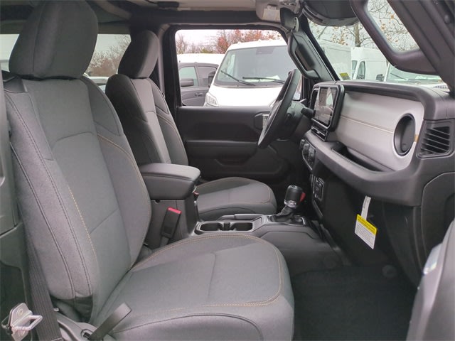 Thumbnail: 2026 Jeep Wrangler - 28