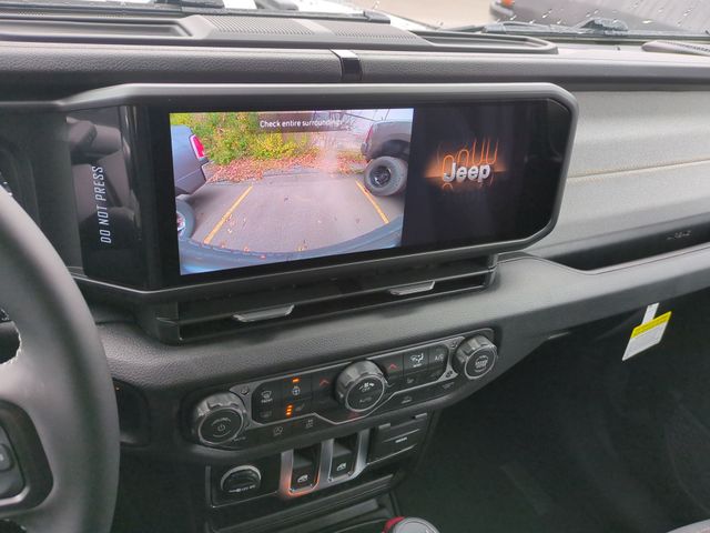 Thumbnail: 2026 Jeep Wrangler - 33