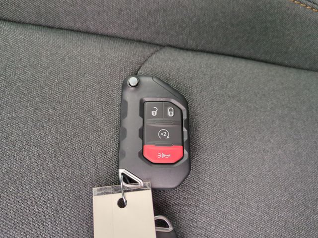 Thumbnail: 2026 Jeep Wrangler - 19