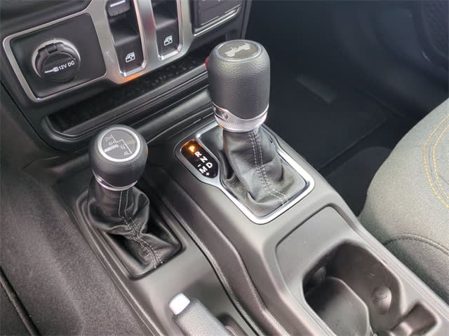 Thumbnail: 2026 Jeep Wrangler - 16