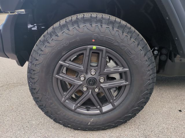 Thumbnail: 2026 Jeep Wrangler - 8