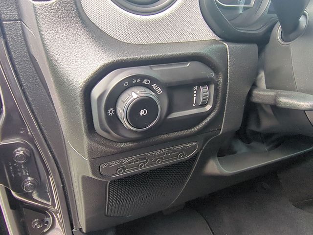 Thumbnail: 2026 Jeep Wrangler - 27