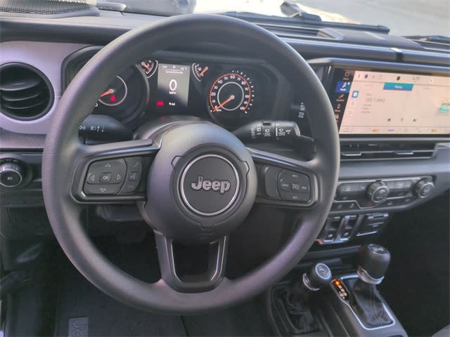 Thumbnail: 2026 Jeep Wrangler - 14