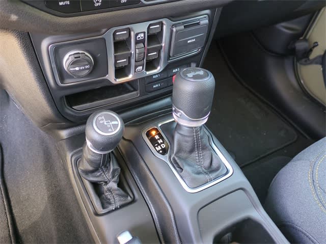 2025 Jeep Wrangler Sport 15