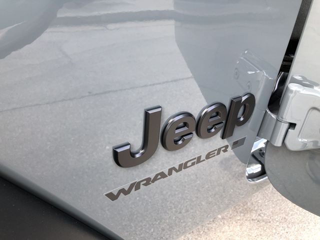 Thumbnail: 2026 Jeep Wrangler - 6