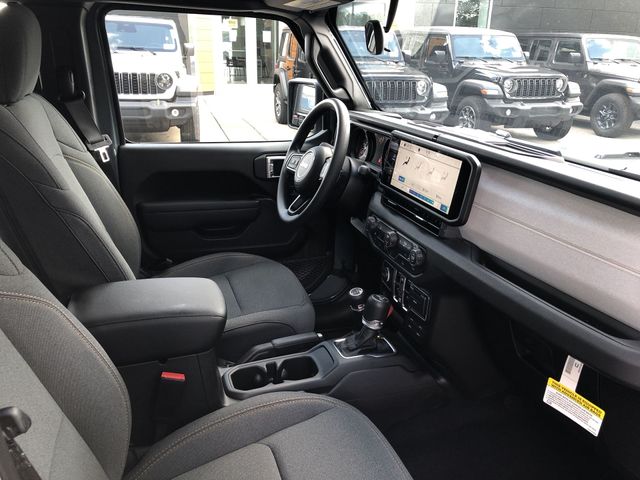 Thumbnail: 2026 Jeep Wrangler - 43