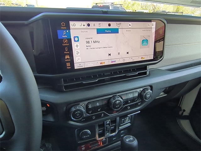 2025 Jeep Wrangler Sport 14
