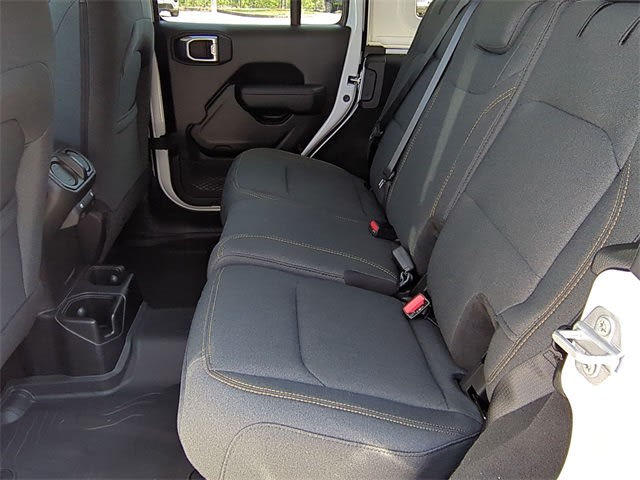 2025 Jeep Wrangler Sport 27
