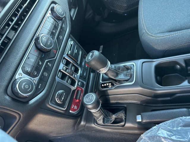 Thumbnail: 2026 Jeep Wrangler - 5