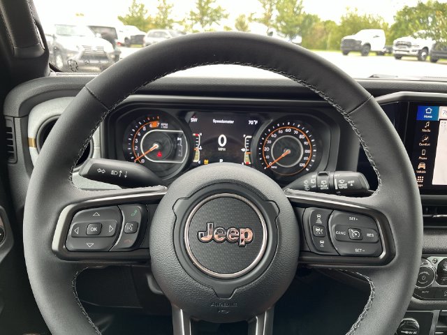 Thumbnail: 2026 Jeep Wrangler - 8
