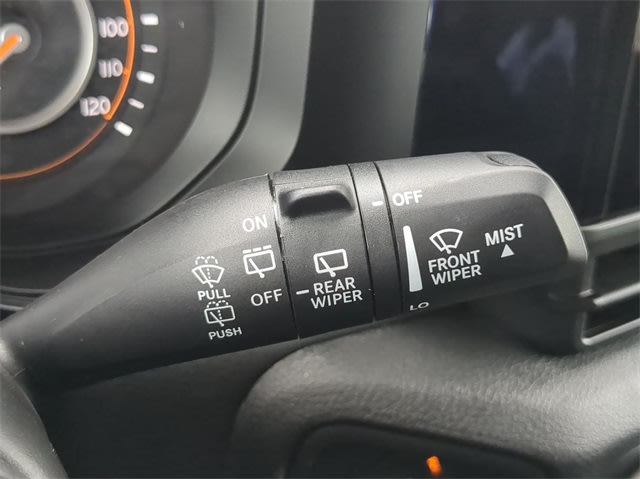 2025 Jeep Wrangler Sport 32