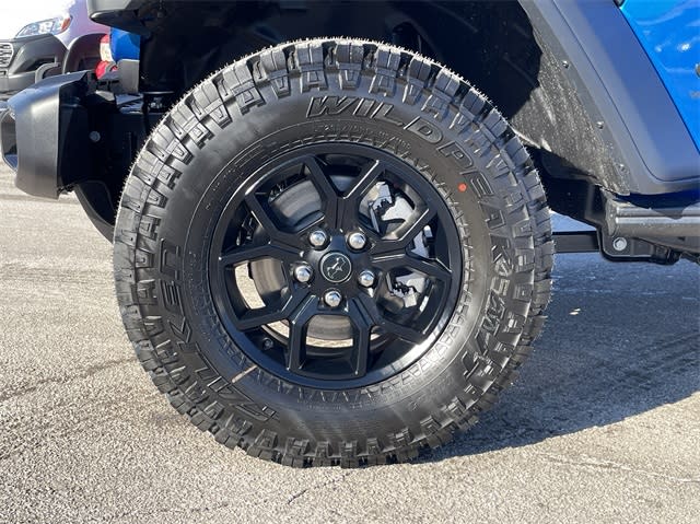 2025 Jeep Wrangler Sport 8