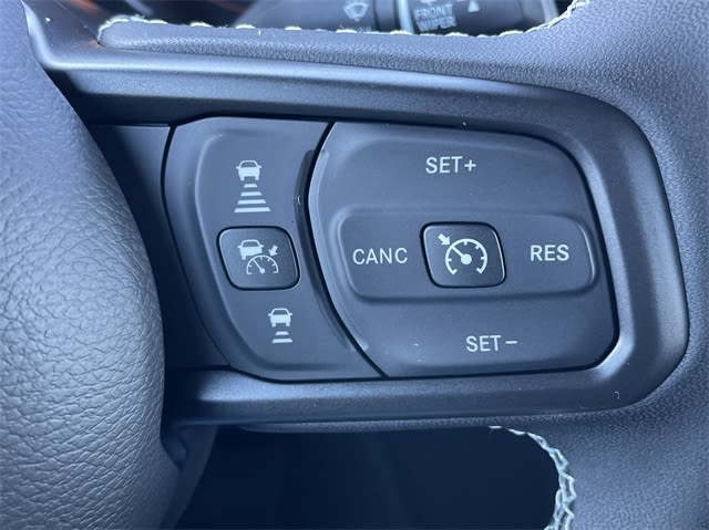 2025 Jeep Wrangler Sport 35