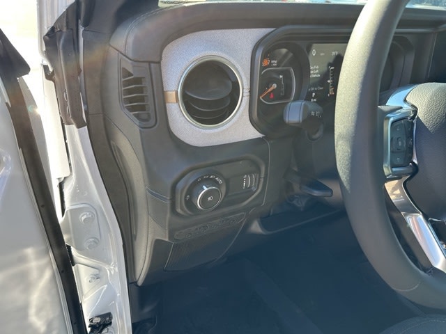 Thumbnail: 2026 Jeep Wrangler - 16