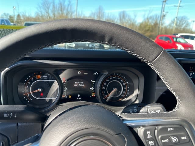 Thumbnail: 2026 Jeep Wrangler - 10