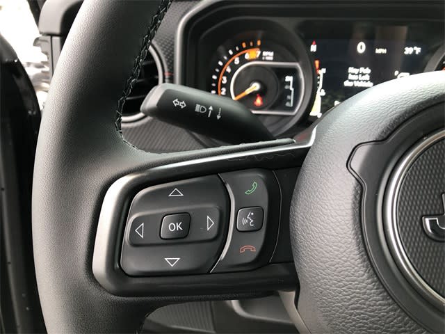 Thumbnail: 2026 Jeep Wrangler - 24