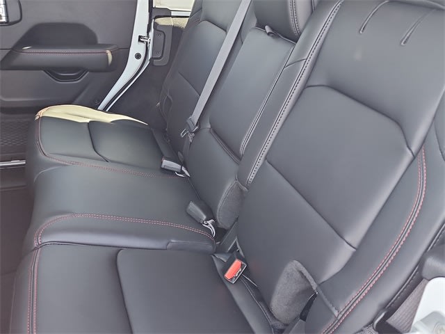 2025 Jeep Wrangler Rubicon 12