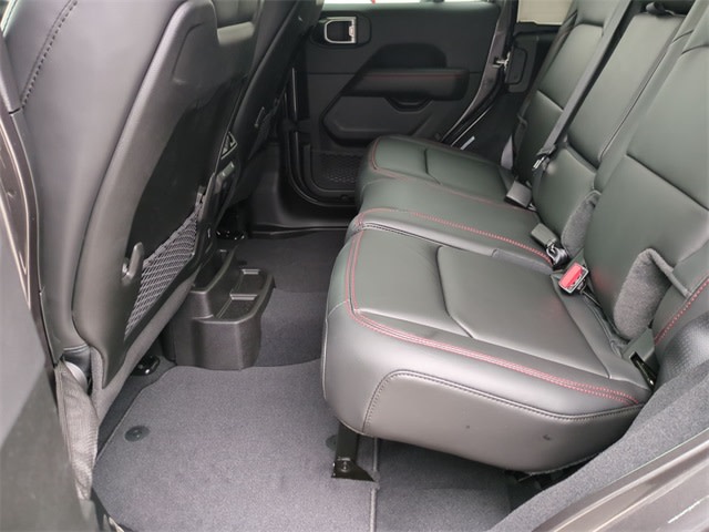 Thumbnail: 2026 Jeep Wrangler - 28