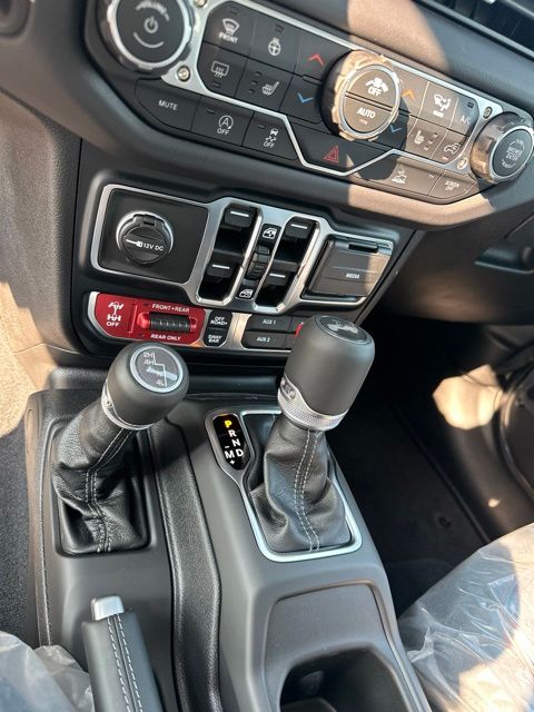 Thumbnail: 2026 Jeep Wrangler - 7