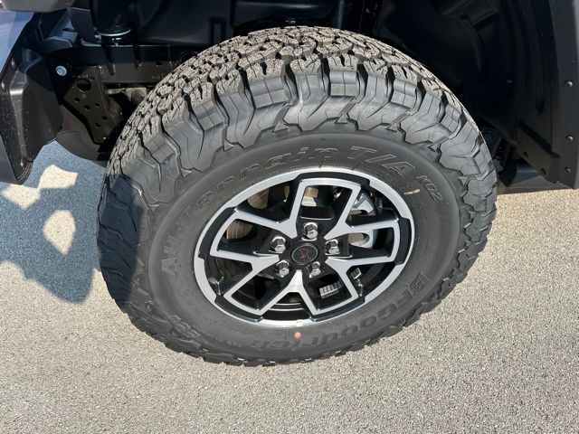 Thumbnail: 2026 Jeep Wrangler - 4