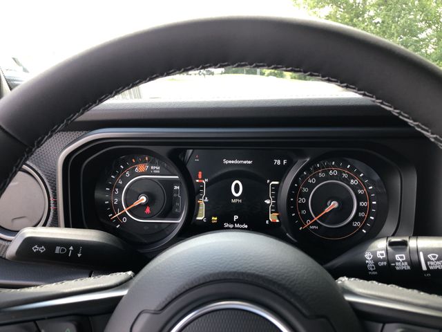 Thumbnail: 2026 Jeep Wrangler - 15