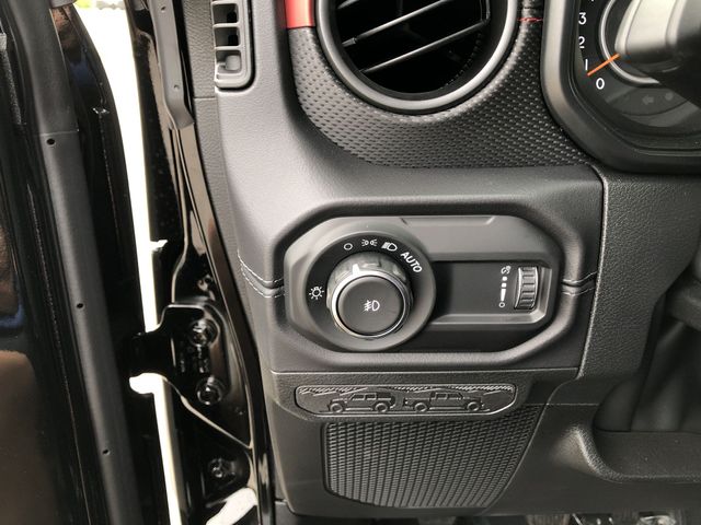 Thumbnail: 2026 Jeep Wrangler - 36