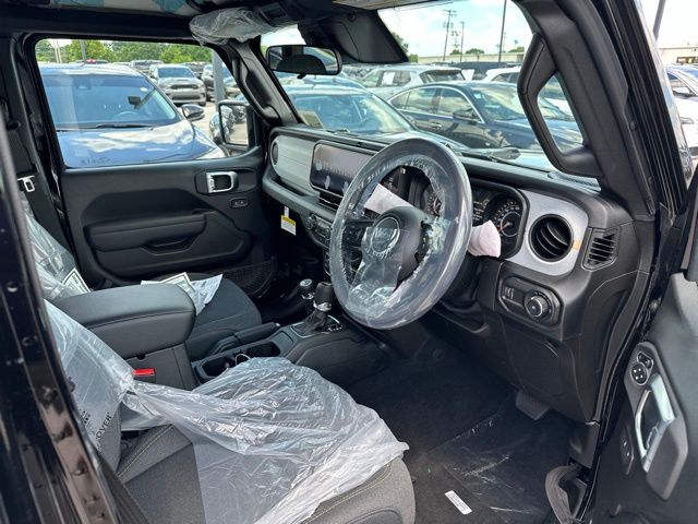 Thumbnail: 2026 Jeep Wrangler - 2