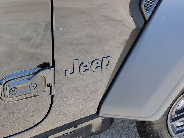 Thumbnail: 2026 Jeep Wrangler - 7