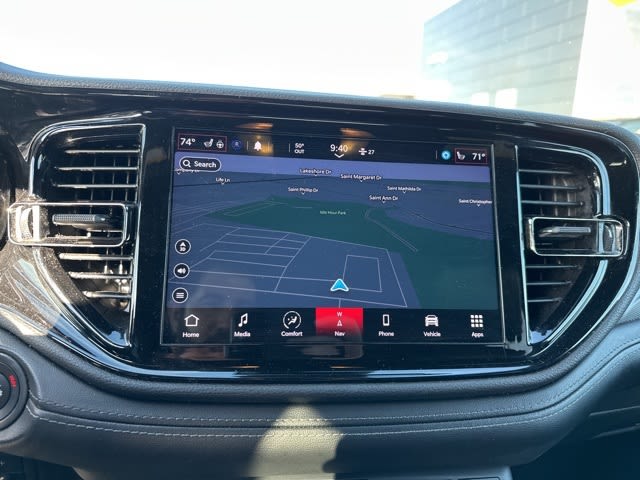 Thumbnail: 2022 Dodge Durango - 14