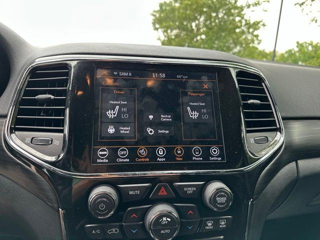 Thumbnail: 2021 Jeep Grand Cherokee - 14