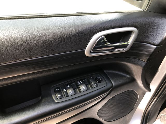 Thumbnail: 2021 Jeep Grand Cherokee - 30