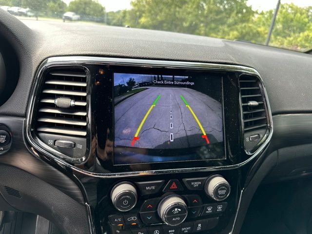 Thumbnail: 2020 Jeep Grand Cherokee - 15