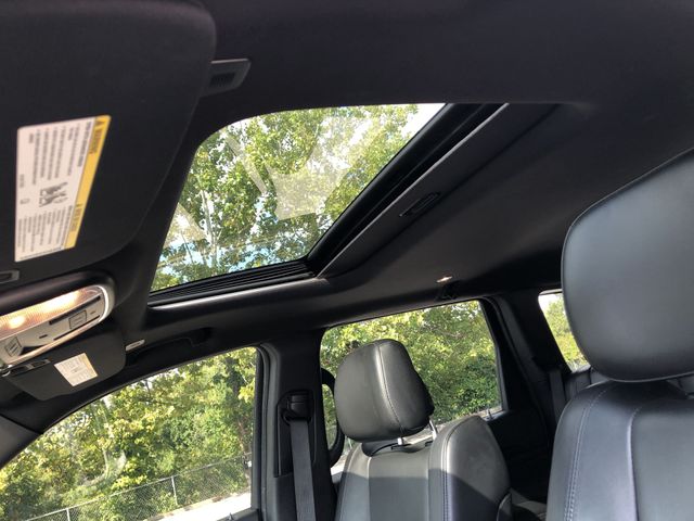 Thumbnail: 2020 Jeep Grand Cherokee - 24