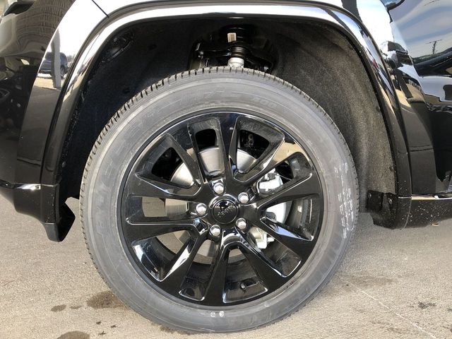 Thumbnail: 2019 Jeep Grand Cherokee - 7