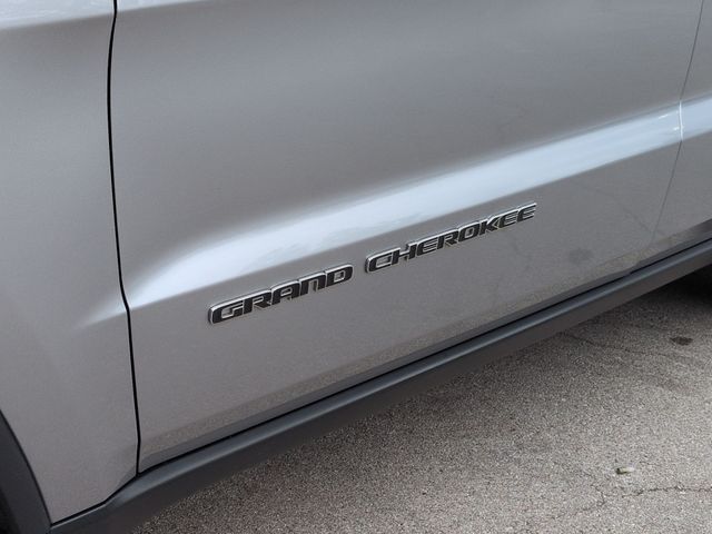 Thumbnail: 2020 Jeep Grand Cherokee - 7