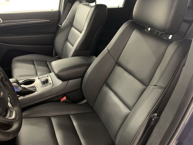 Thumbnail: 2020 Jeep Grand Cherokee - 9
