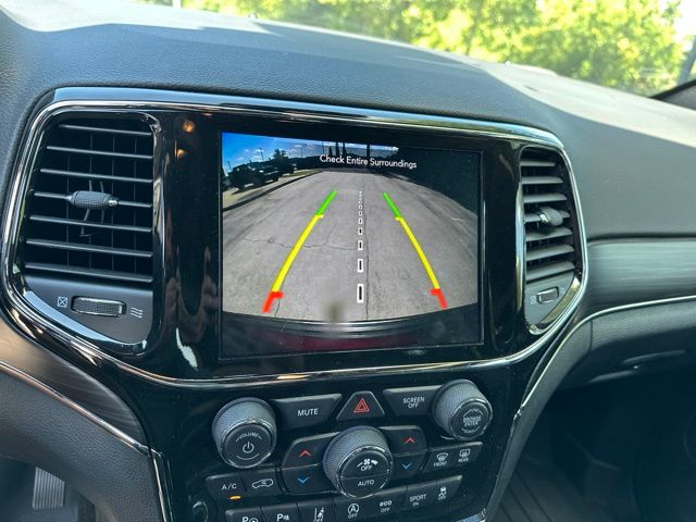 Thumbnail: 2021 Jeep Grand Cherokee - 15