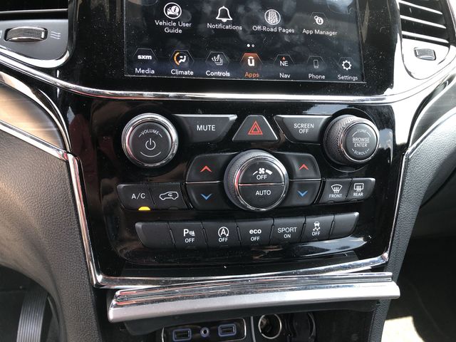 Thumbnail: 2020 Jeep Grand Cherokee - 18