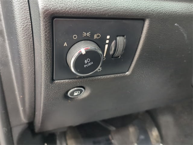 Thumbnail: 2021 Jeep Grand Cherokee - 26