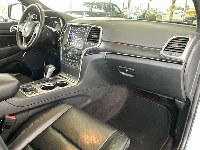 Thumbnail: 2018 Jeep Grand Cherokee - 13