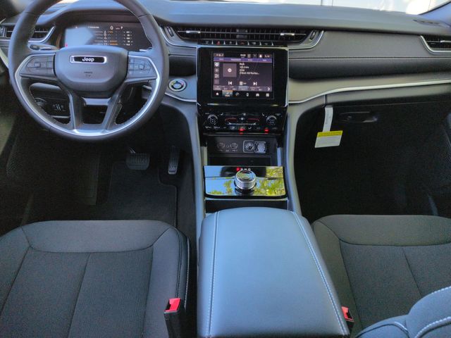 Thumbnail: 2026 Jeep Grand Cherokee - 9